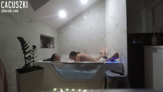 Zabawa w wannie cz2.mp4