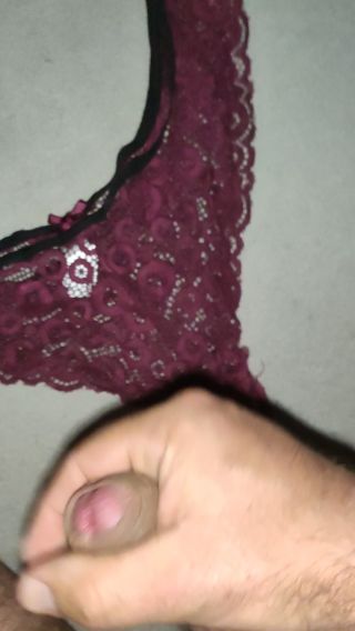 VID_20210510_200842.mp4