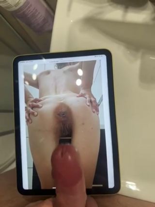 1c6fe9d0cc30484e7a92bb3ccbeab696.mp4