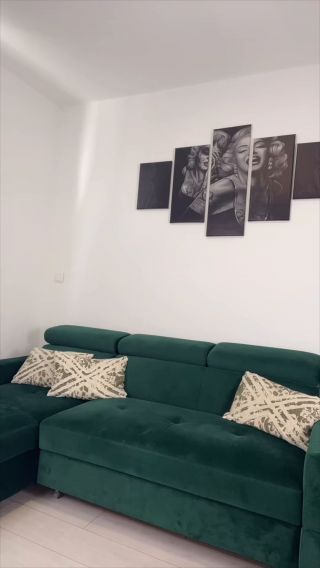 4FE35DDC-1FA7-4F1B-91AD-1EB61E50806C.mov