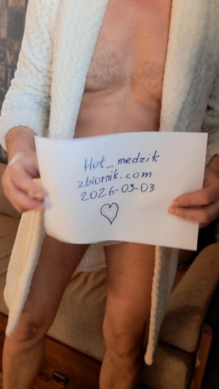 Hot_medzik