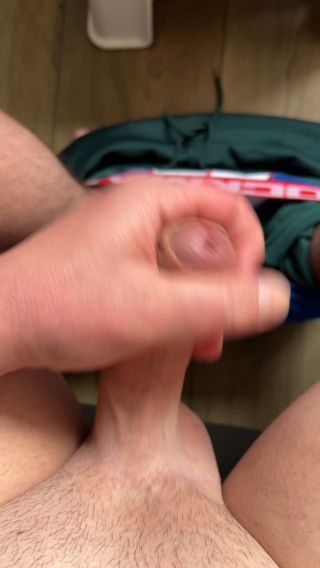0DA7A5CB-1FC2-4889-86F9-256F9835F4C7.mov