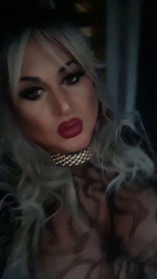 836f04045d44444dbc65119b85f4241c.mov